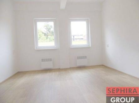 Pronájem bytu, 3+kk, 84 m²