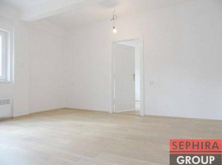 Pronájem bytu, 3+kk, 84 m²
