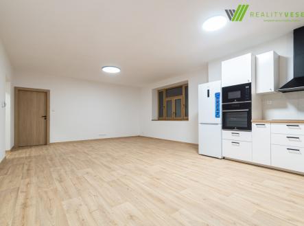 Pronájem bytu, 3+kk, 75 m²