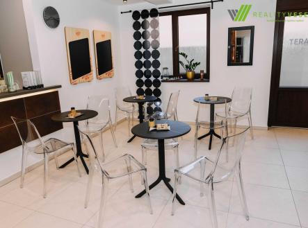 Prodej komerčního objektu, jiný, 391 m²