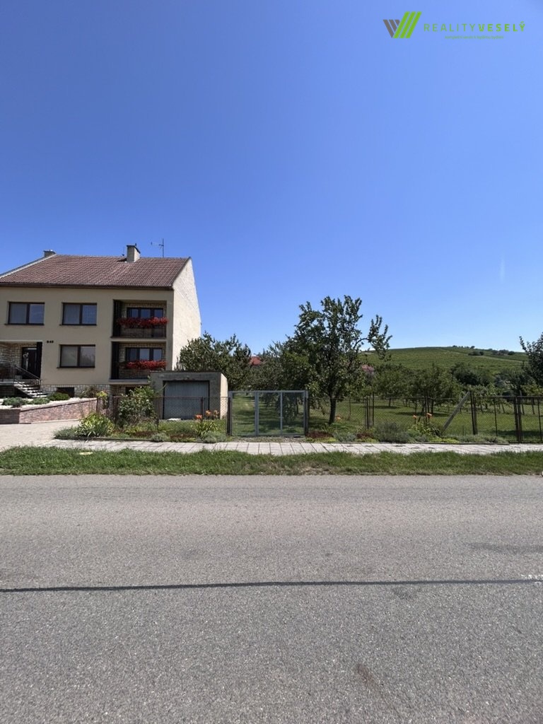 5503FAEB-61EC-4668-8FA9-68610EDA75F5_1_105_c