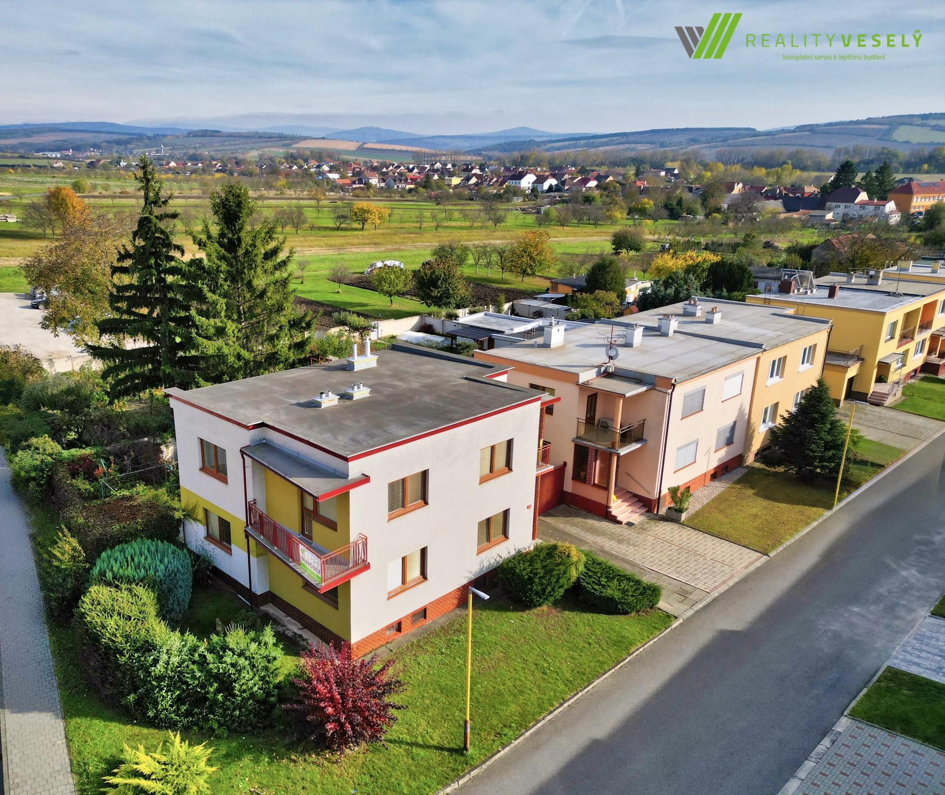 42B18913-F45A-43D8-8258-2BA207BA1646_1_201_a