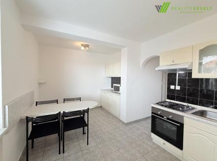 Pronájem bytu, 3+1, 83 m²