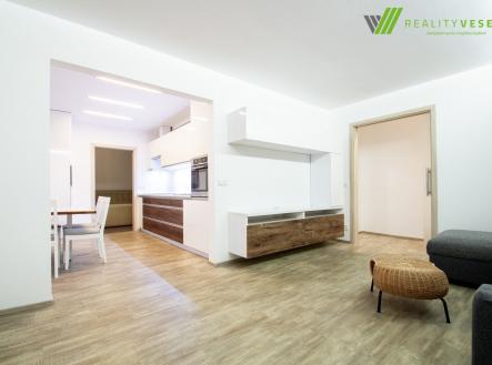 Pronájem bytu, 3+1, 74 m²