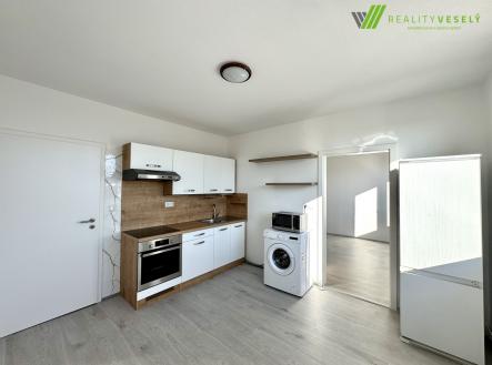 Pronájem bytu, 2+kk, 40 m²