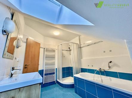 Pronájem bytu, 2+kk, 75 m²