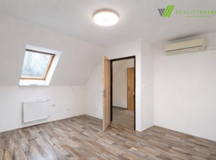 Pronájem bytu, 2+kk, 50 m²