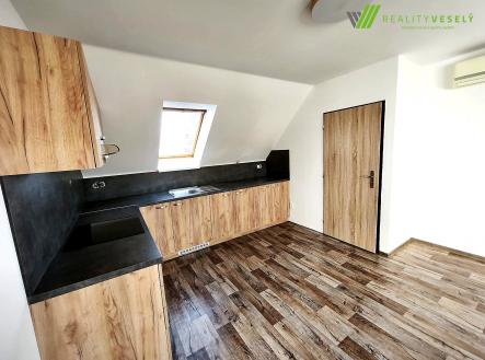 Pronájem bytu, 2+kk, 50 m²