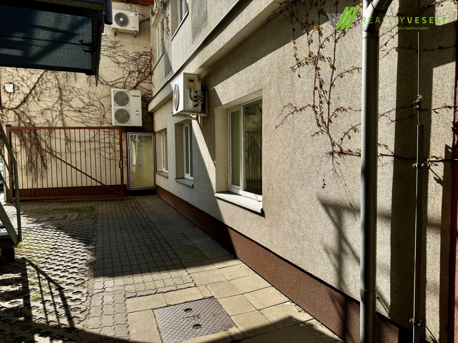 6fcfb909-9069-4182-91b0-b8dbda559d16