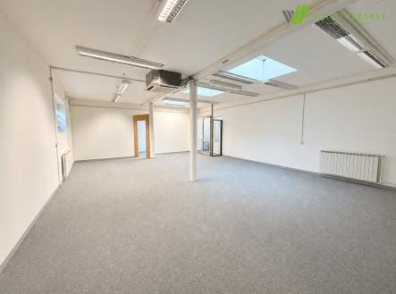 Pronájem komerčního objektu, sklad, 199 m²