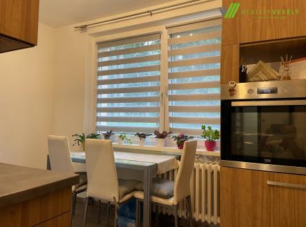 Pronájem bytu, 2+1, 55 m²