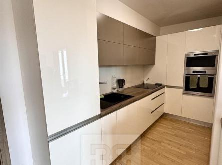 Prodej bytu, 3+kk, 108 m²