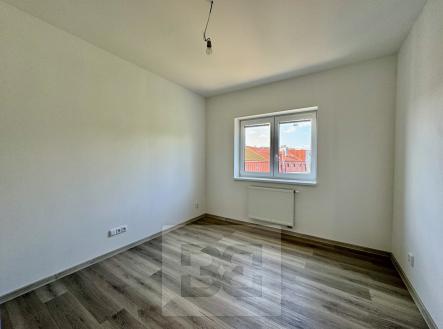 Pronájem bytu, 2+kk, 74 m²