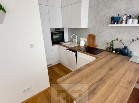 Pronájem bytu, 2+kk, 35 m² obrázek