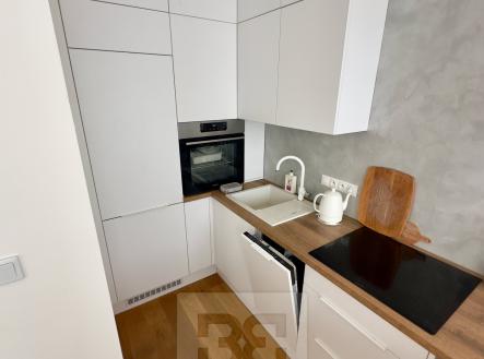 Pronájem bytu, 2+kk, 35 m²