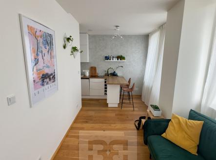 Pronájem bytu, 2+kk, 35 m²