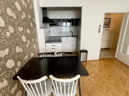 Pronájem bytu, 2+kk, 58 m²