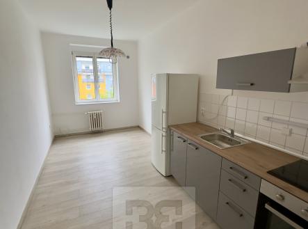 Pronájem bytu, 2+kk, 43 m²