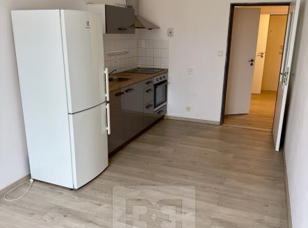 Pronájem bytu, 2+kk, 43 m²