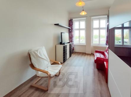 Pronájem bytu, 1+kk, 28 m²