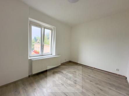 Pronájem bytu, 2+1, 43 m²