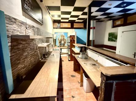 Pronájem obchodní prostor, 150 m²