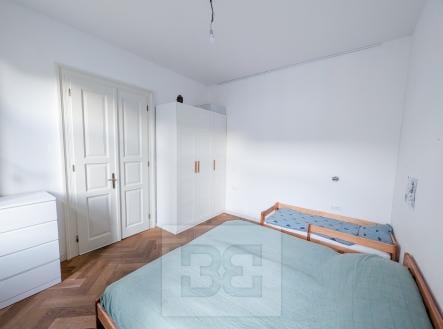 Pronájem bytu, 3+kk, 91 m²