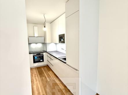 Pronájem bytu, 2+kk, 66 m²