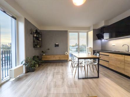 Pronájem bytu, 3+kk, 65 m²