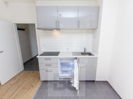 Pronájem bytu, 2+kk, 31 m²