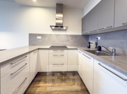 Pronájem bytu, 3+kk, 100 m²