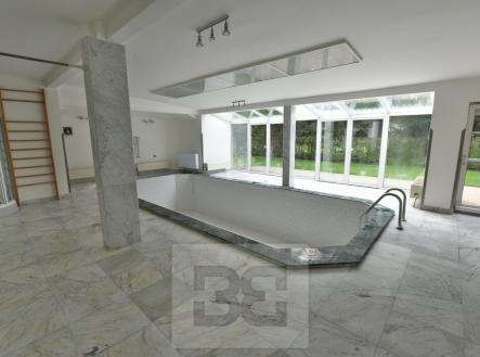 Prodej domu/vily, 336 m²