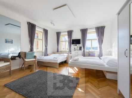 Pronájem bytu, 1+kk, 47 m²