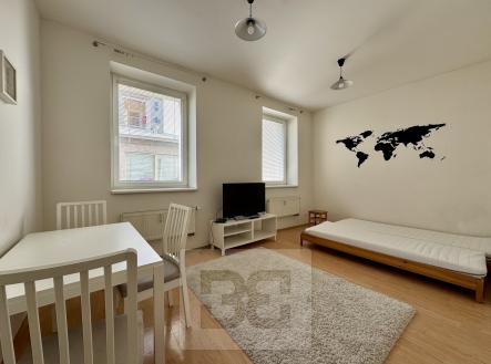 Pronájem bytu, 2+kk, 50 m²