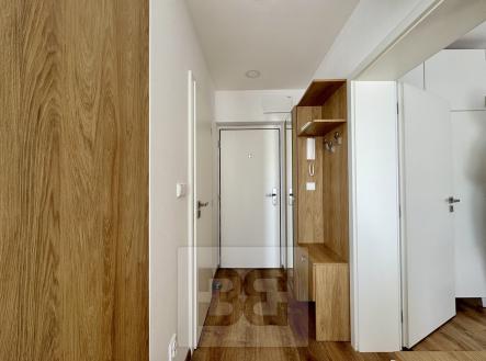 Pronájem bytu, 1+1, 32 m²