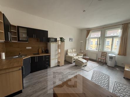 Pronájem bytu, 3+kk, 75 m²