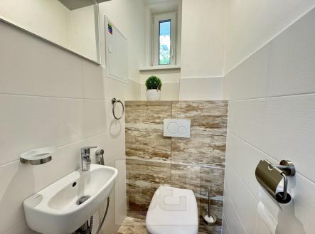 Pronájem bytu, 3+kk, 80 m²