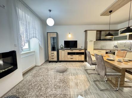 Pronájem bytu, 3+kk, 80 m²