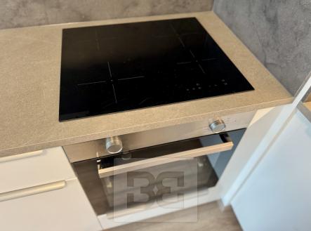 Pronájem bytu, 1+kk, 35 m²