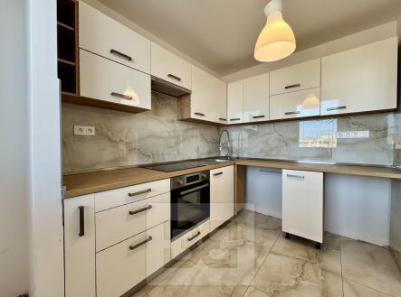 Pronájem bytu, 2+1, 47 m²