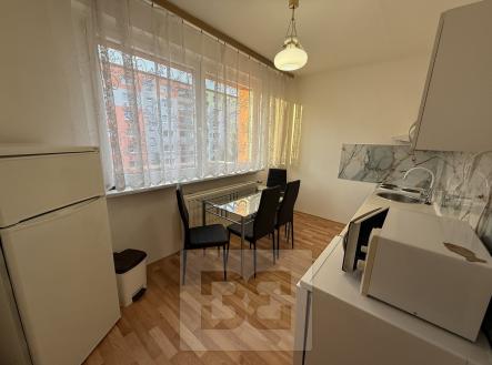 Pronájem bytu, 2+1, 56 m²