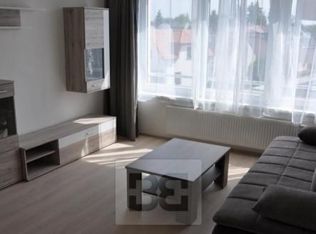 Pronájem bytu, 1+kk, 29 m²