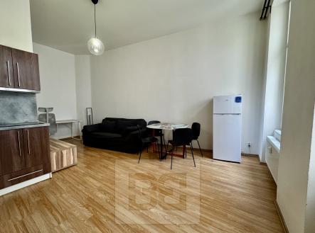 Pronájem bytu, 2+kk, 49 m²
