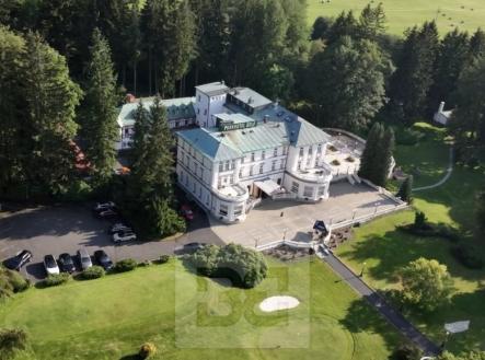 Prodej hotel, 3 102 m²