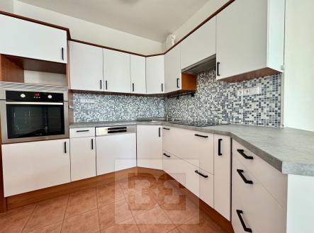 Pronájem bytu, 3+kk, 74 m²