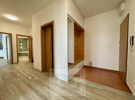 Pronájem bytu, 3+kk, 74 m²