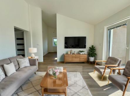 Pronájem bytu, 3+kk, 74 m²