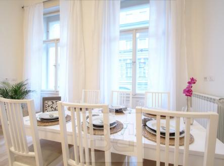 Pronájem bytu, 3+1, 111 m²