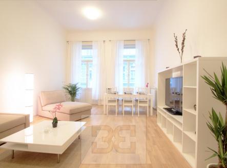 Pronájem bytu, 3+1, 111 m²