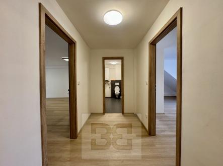 Pronájem bytu, 2+kk, 75 m²